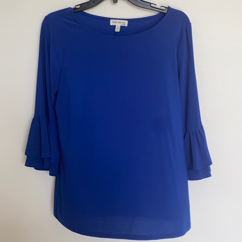 Blue Layered Sleeve 3 1/4 Length Blouse